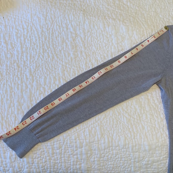 Banana Republic Mauve Cardigan - Picture 8 of 9